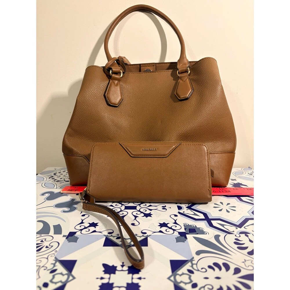 Nine West Brown Leather shoulder bag and Wallet Set